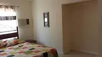 Rays Bed And Breakfast Hostel Kingston